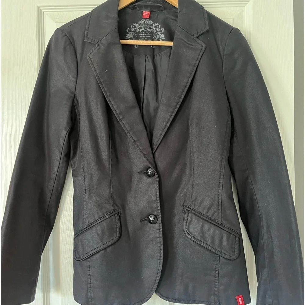 Vintage Esprit Black Blazer with detailed buttons size XS